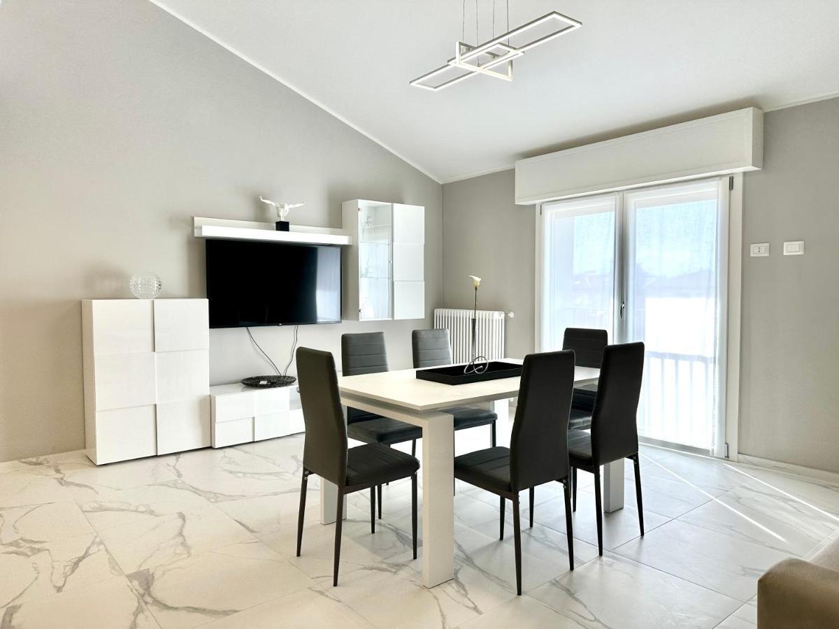 Donnino Apartments 피덴차 외부 사진