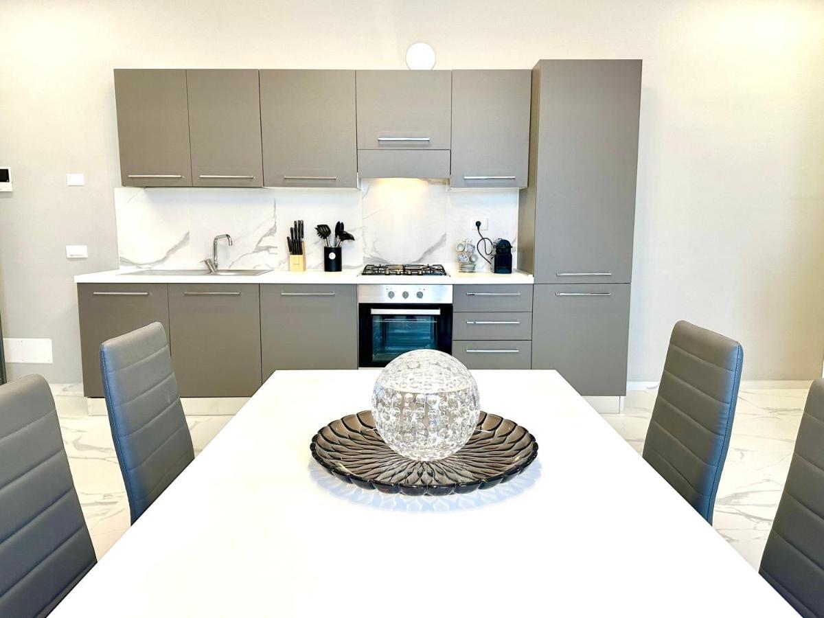 Donnino Apartments 피덴차 외부 사진